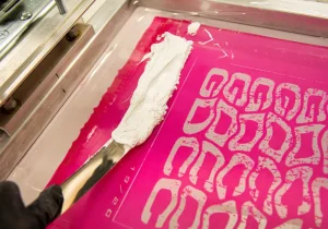 Custom Apparel Printing & Embroidery in Brooklyn Park, MN minneapolisprintingservices ScreenPrinting Img4 300x210